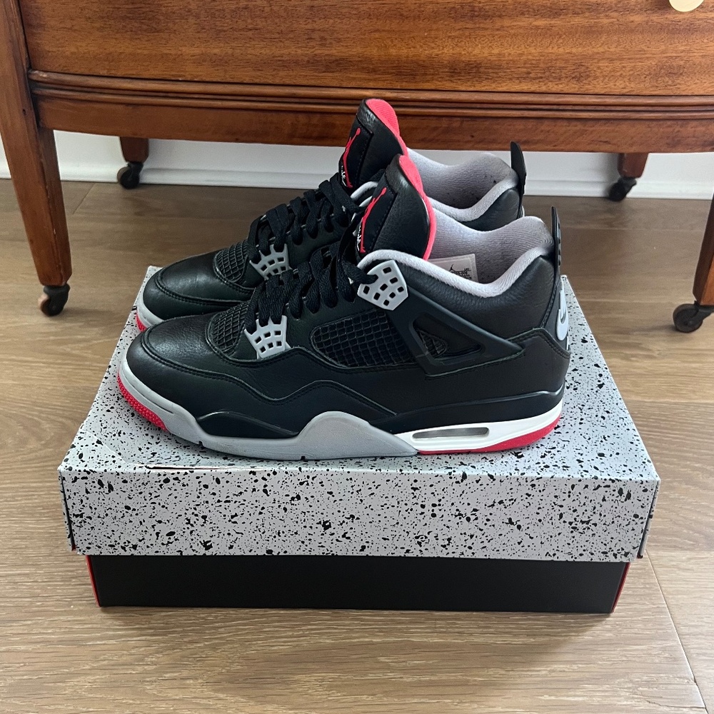 Air Jordan 4 Retro - Picture 2 of 7